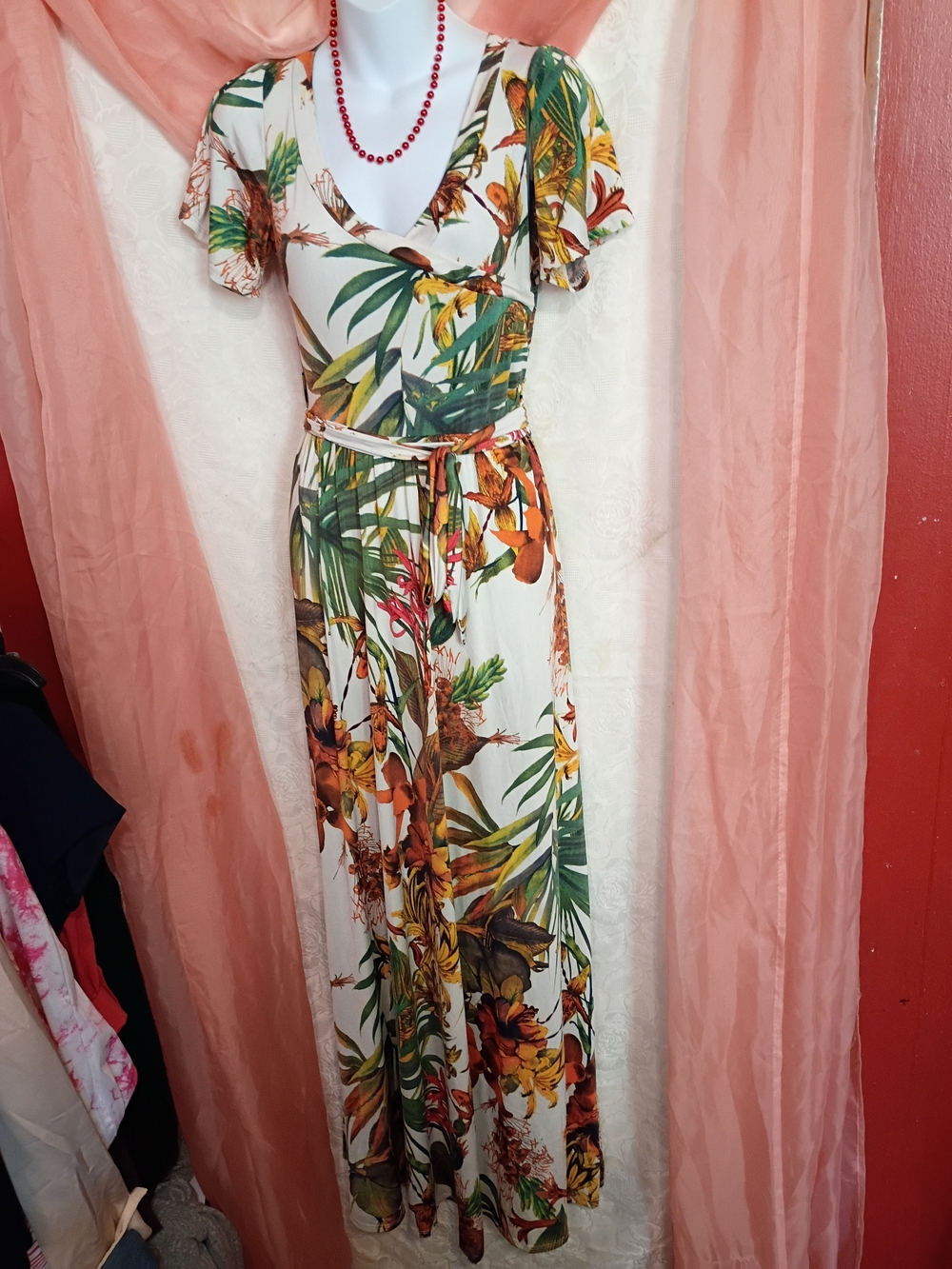 🛍️ BUNDLE ONLY🛍️Hailey & Co. Tropical V-Neck Maxi Dress in Cream and Green